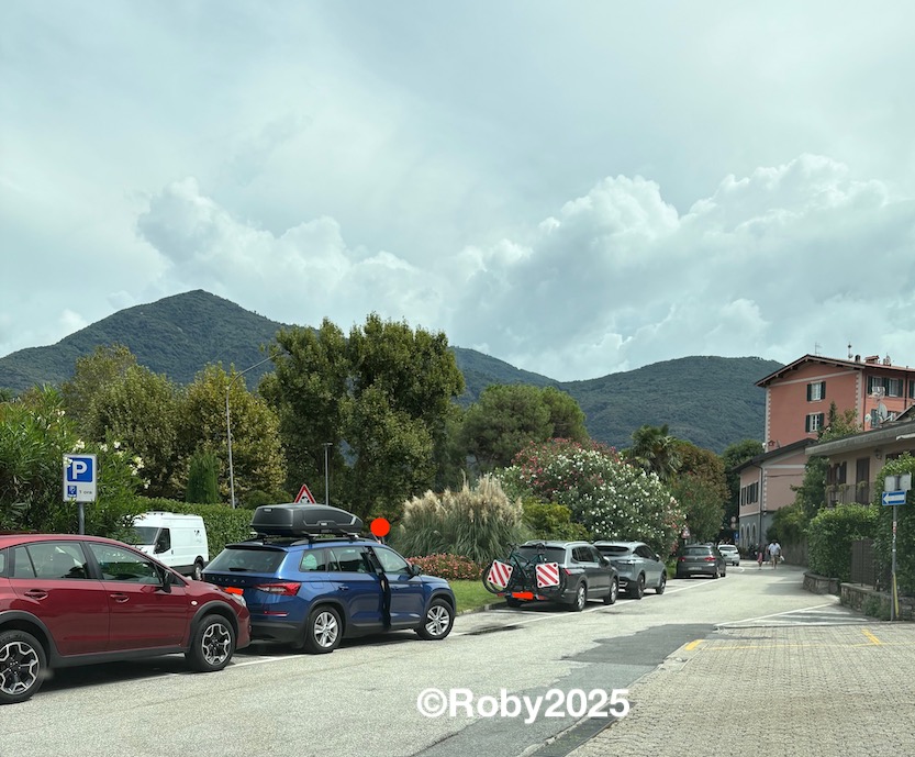 PORTABICI E PARCHEGGI